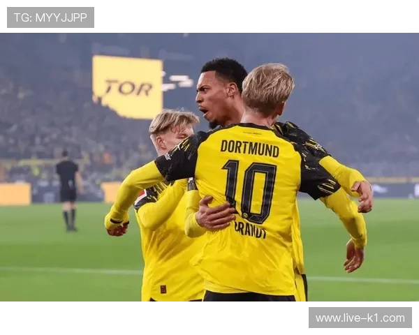 多特蒙德中场一断就崩，推进失控问题持续暴露，稳定性面临考验