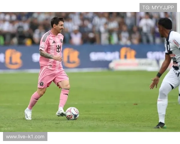 梅西本赛季增强边路传中撕破防线，助攻数明显领先队友