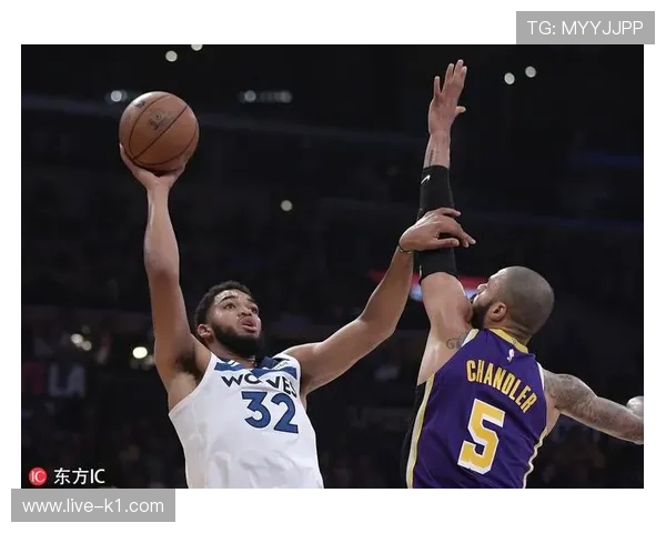 泰森·钱德勒内线防守提升球队篮板率明显拉开差距