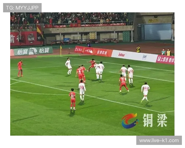 中甲激战正酣,重庆铜梁龙凭借主场优势抢分势头不减 中甲激战正酣,重庆铜梁龙凭借主场优势抢分势头不减